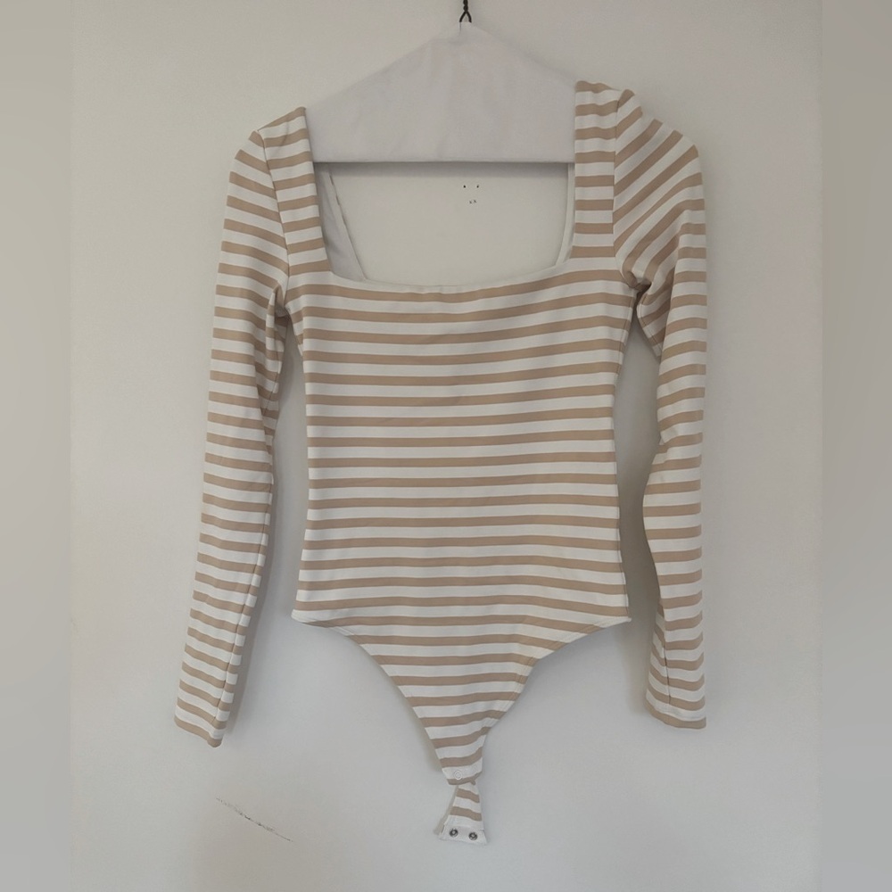 ARITZIA BABATON - Striped Long Sleeve Bodysuit